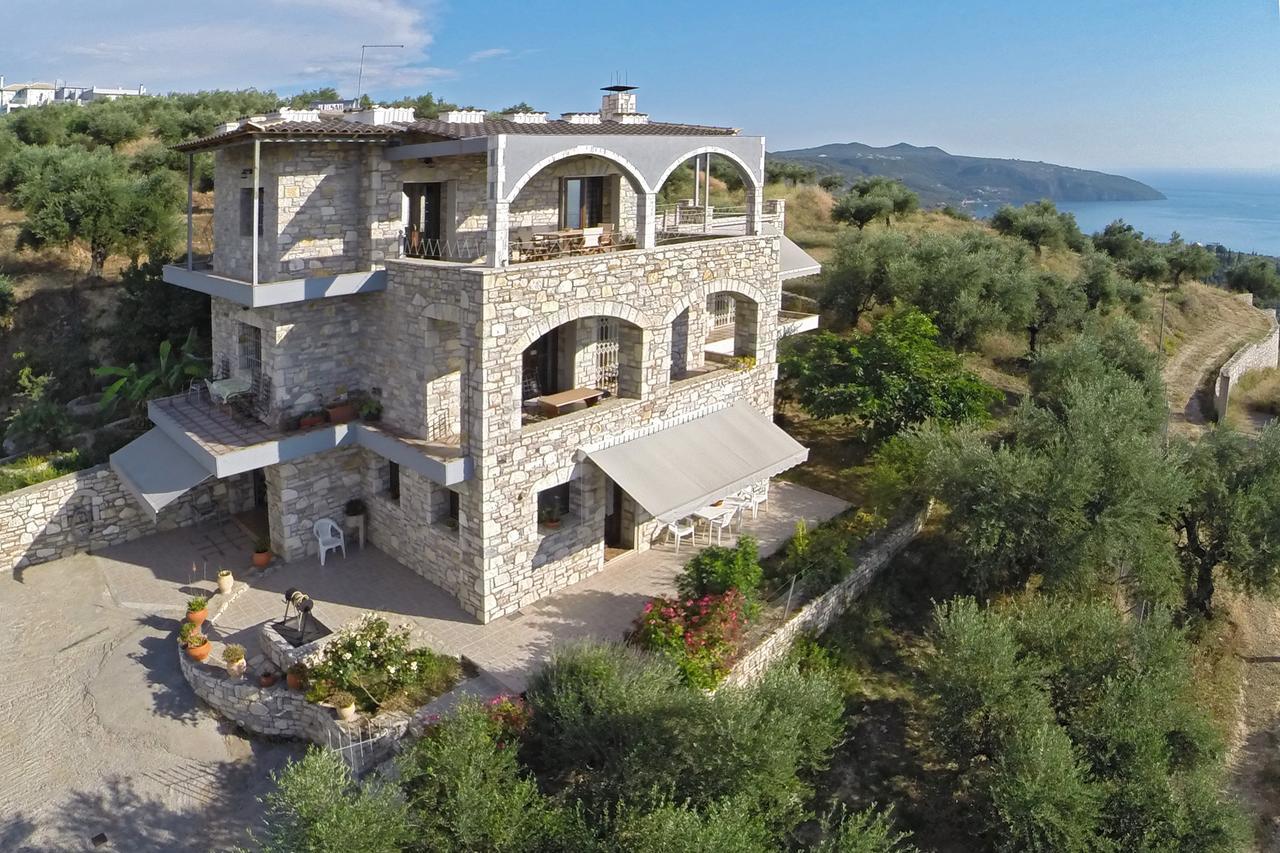 Ellinas Homes Megali Mantineia Экстерьер фото
